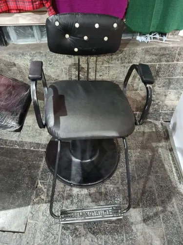 Cadeira Cabeleireiro Ferrante  R$150,00 Para HOJE!  