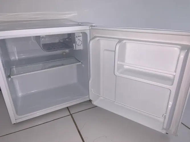 FRIGOBAR