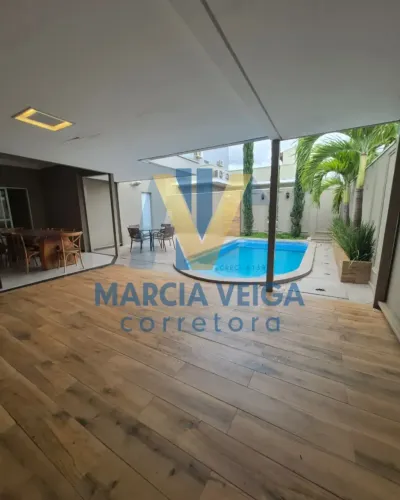 Sobrado para venda possui 320 metros quadrados com 3 quartos