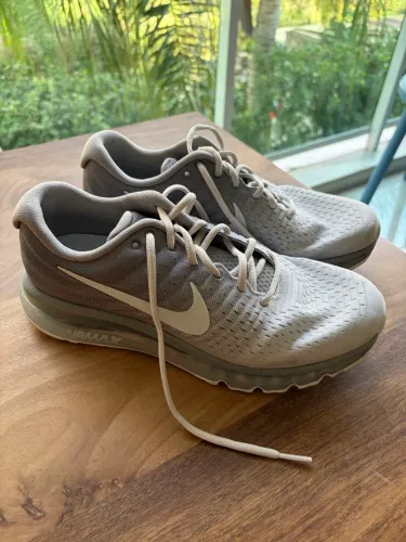 Tênis Nike AirMax 