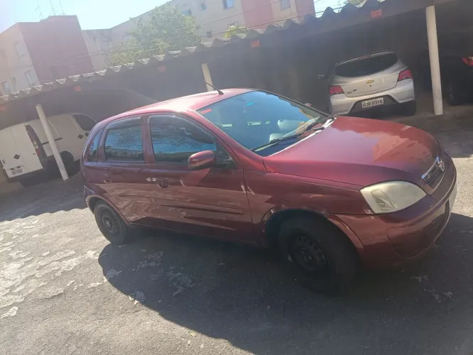 Chevrolet Corsa Hat. Premium 1.4 8V Econoflex 5P 2009