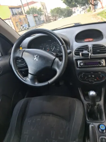 Peugeot 206 Feline 1.4/ 1.4 Flex 8V 5P 2004
