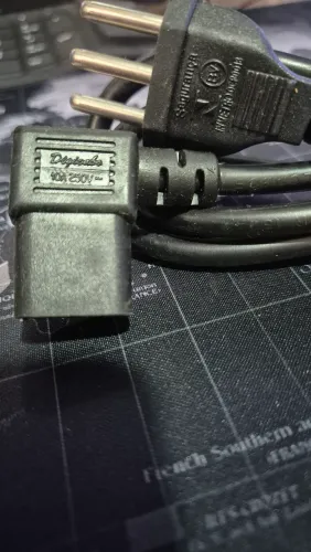 Lote de cabo tripolar digicabo 10a 250v 3x0 75mm