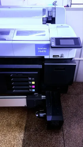 EPSON SURECOLOR F6470 - ESTADO DE NOVA | PRONTA PARA PRODUÇÃO 32.000,00