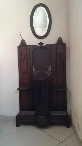 Antigo chapeleiro madeira de lei maciça 