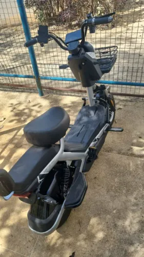 Vendo moto elétrica novinha