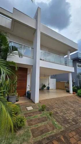 Casa em condomínio - 3 suítes - para alugar, 220 m² por R$ 9.500,00/mês - Esperança - Lond