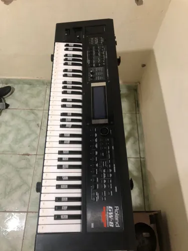 Teclado Roland GW-8