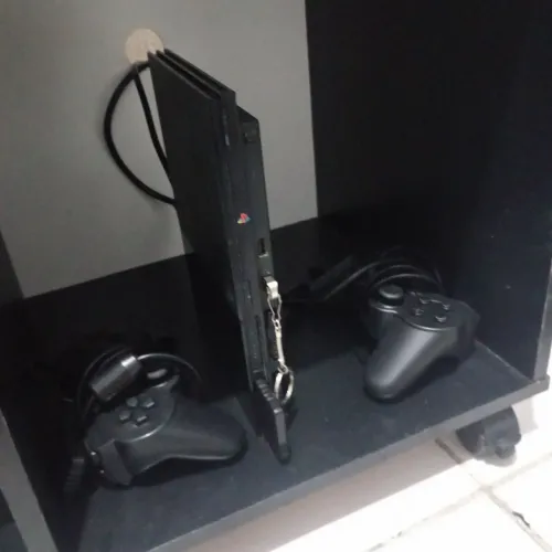 Playstation 2 Desbloqueado com vários jogos 