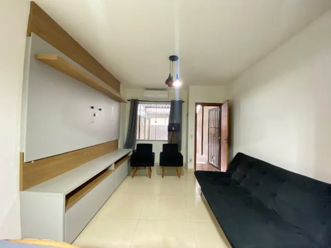 Casa em Jacuacanga - Angra dos Reis