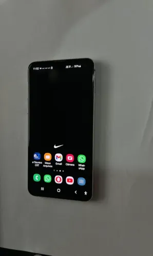 Samsung S10e