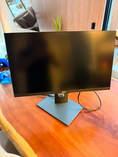 Monitor Dell Ultrasharp QHD 25"