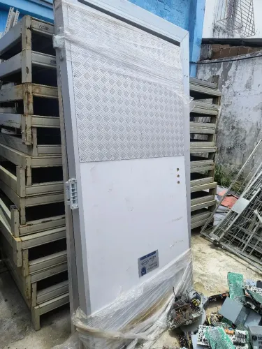 Porta de câmera Fria Seminovas Excelente Oportunidade