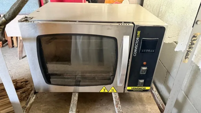FORNO INDUSTRIAL VENANCIO