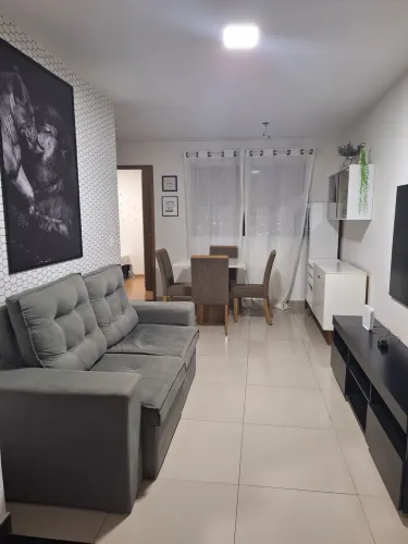 Apto mobiliado e bem localizado