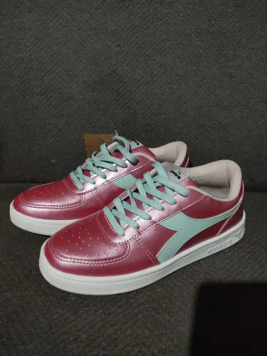 Tênis Diadora