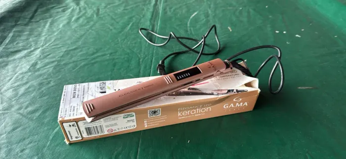 GA.MA ITALY Prancha de Cabelo Elegance Led Keration Pro Bivolt