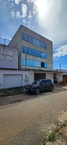 2 SALAS DISPONÍVEIS PARA LOCAÇÃO 1° E 2° ANDAR