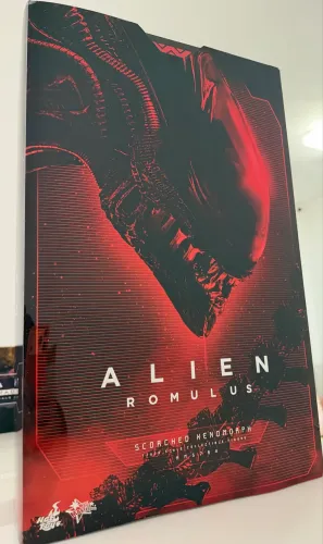 Hot Toys Alien Romulus 1/6