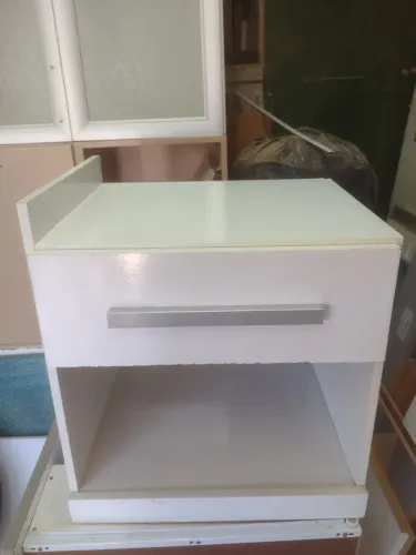 CRIADO MUDO Branco 
