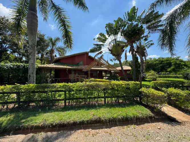 Chácara à venda no Residencial Fazenda Victoria, 3 dormitórios, 2.150 m² de terreno
