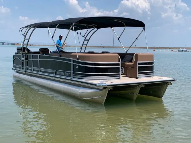 Vendo cota de 25% de pontoon vcat 