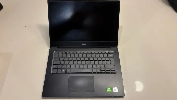 Notebook Dell Vostro 5490 | i7 10ª geração | 16 GB RAM | SSD 256 GB | NVIDIA 2 GB