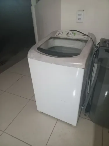 Máquina de lavar roupas 
