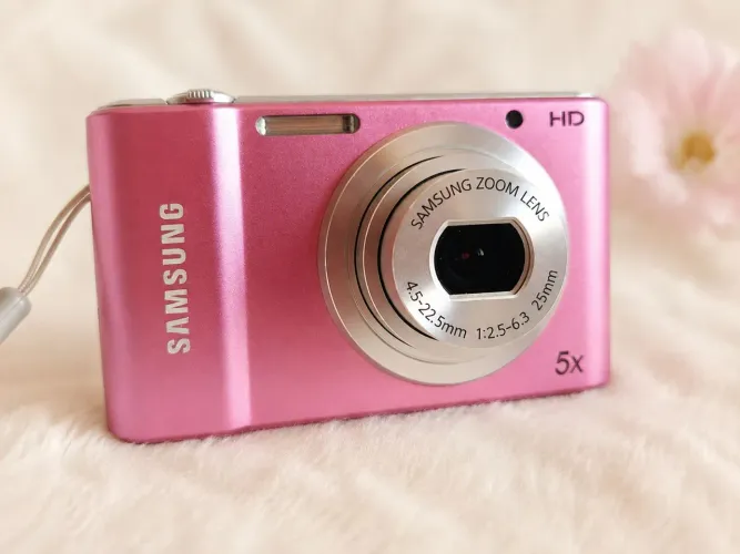 Samsung ST64 Câmera Digital Rosa HD 14MP