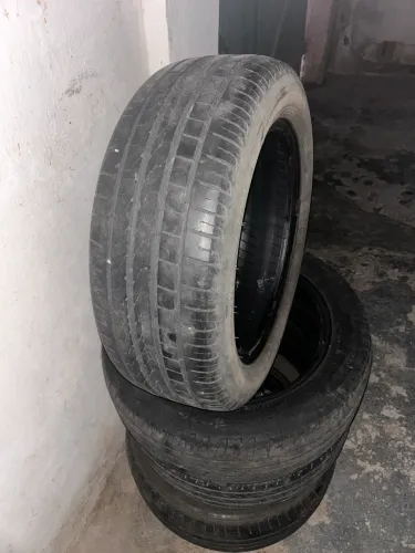 Pneu de carro