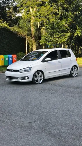 Volkswagen Fox Highline 1.6 Flex 16V 5P 2015