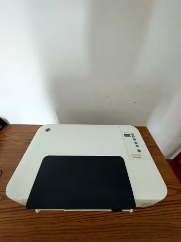 Impressora HP - com recarga externa.