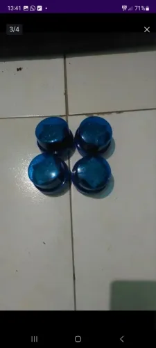 Luminárias novas são 4