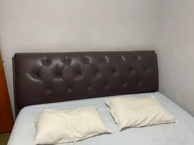 Cabeceira de couro cama king