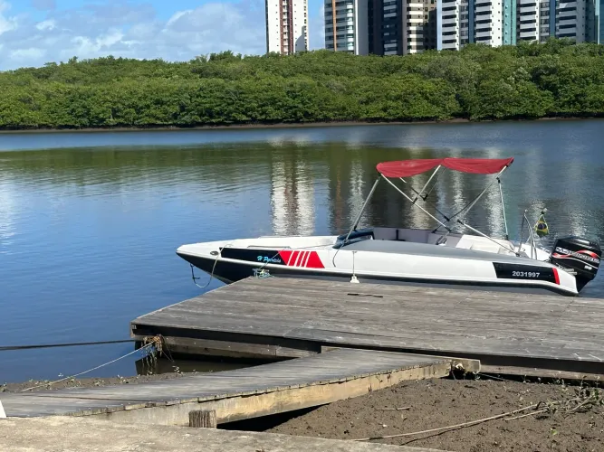 Vende-se lancha hd 18 pés
