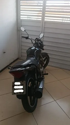 Honda CG Fan 150 2010 - Conservada e Econômica