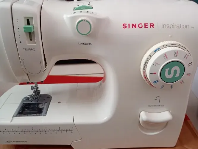 Máquina Inspiration 4218 18 Pontos, Singer