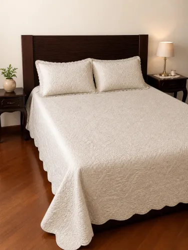 Cama Queen - Madeira Maciça de Reflorestamento