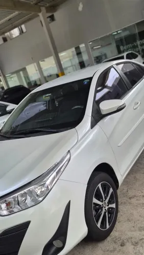 Toyota Yaris XS Connect Sedan 1.5 Flex 16V AUT 2022