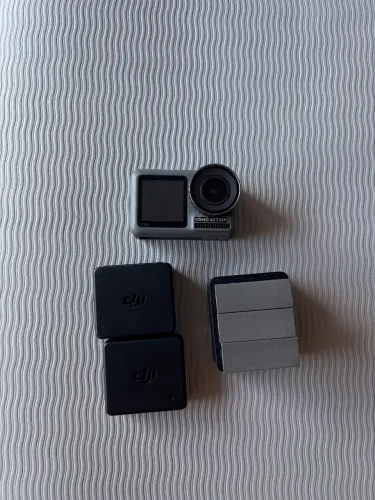 Câmera esportiva osmo action 4k a prova d?água