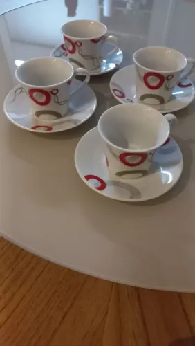 Xícaras de cafezinho 