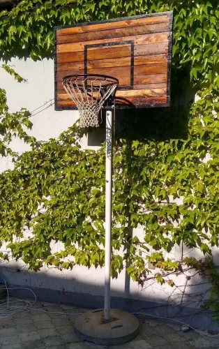 Placa para quadra de basquete