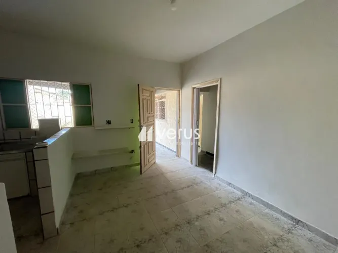 Casa para aluguel, 2 quartos, 2 vaga, Tibery - Uberlândia/MG