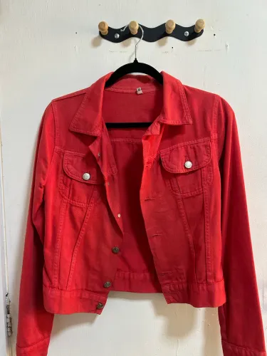 Jaqueta Jeans Vermelha