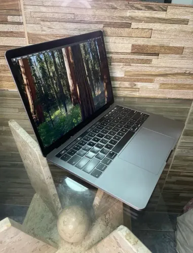 Macbook pro 2020- i7, 16gb/500gb (até12x)