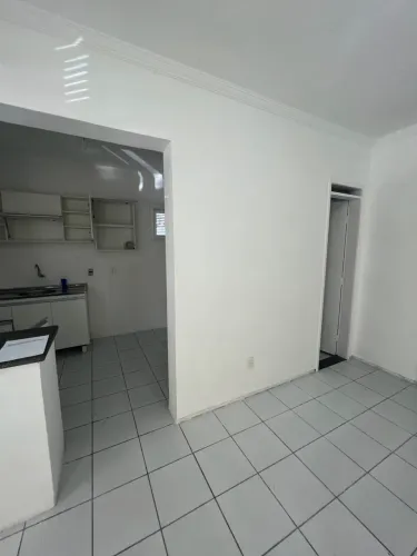 CASA em CONDOMÍNIO fechado c/ 2 quartos PARA ALUGAR - JOSE DE ALENCAR