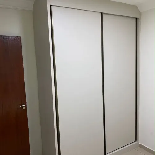 Promoção GUARDA-ROUPA PLANEJADO BRANCO PORTAS DE CORRER | 100% MDF |