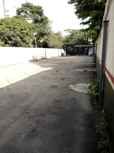 Terreno Comercial - Vila Olímpia - 425m².