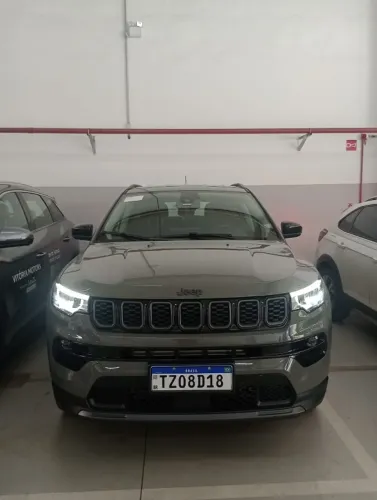 Jeep Compass Long. T270 1.3 TB 4X2 Flex AUT 2026