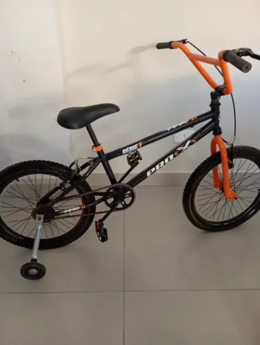 Bicicleta poucos dias de uso 300,00